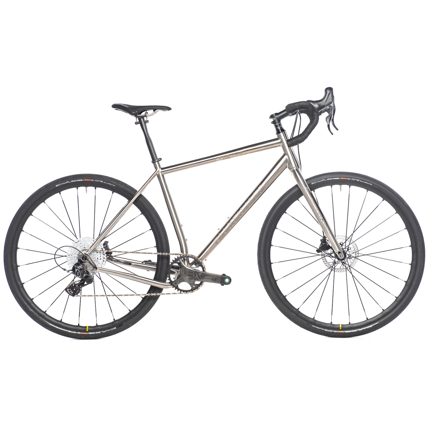 falkenjagd-aristos-trail-se-01-1391641.jpg Falkenjagd ARISTOS TRAIL GRAVEL SE - Titanium Bike - 2024 - Image 1