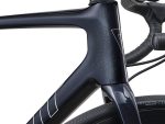 Giant TCR ADVANCED Disc 1+ - Carbon Road Bike - 2023 - cold night - Image 4